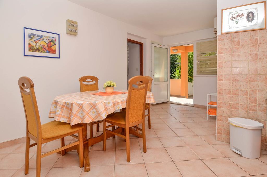 Apartments Karla Orebić Pokoj fotografie