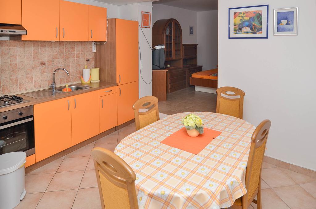 Apartments Karla Orebić Pokoj fotografie