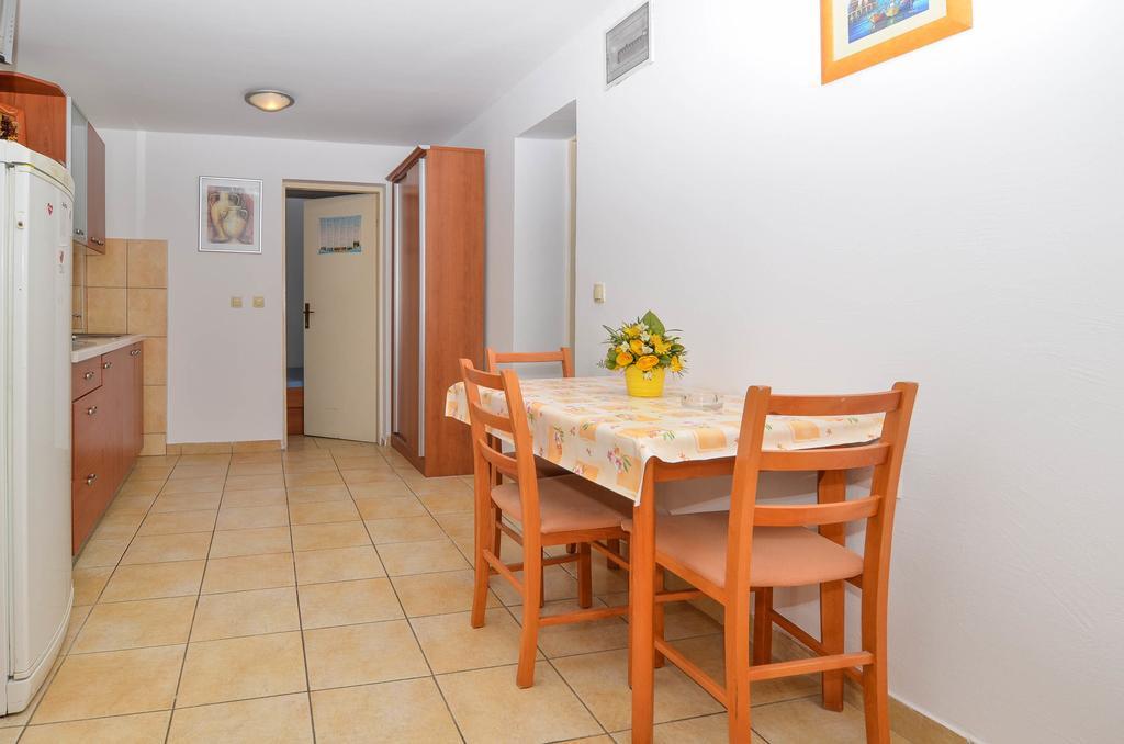 Apartments Karla Orebić Pokoj fotografie