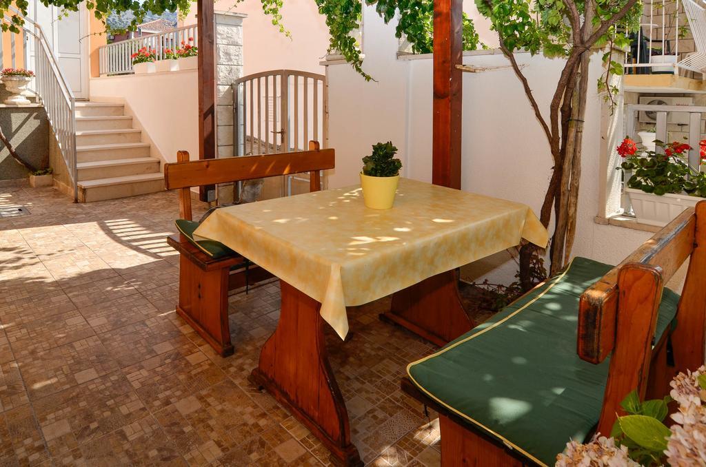 Apartments Karla Orebić Pokoj fotografie
